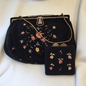 HP 🌟💖Vintage ‘50s Black Beaded Bag w/ Embroidery